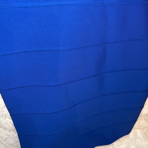 BCBG new skirt - Picture 4 of 4